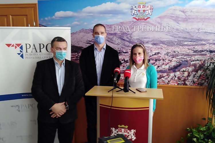 Оспособљен кадар гарант успјешних пројеката