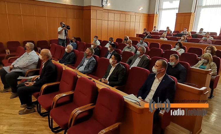Заједничком сарадњом до унапређења комуналних дјелатности