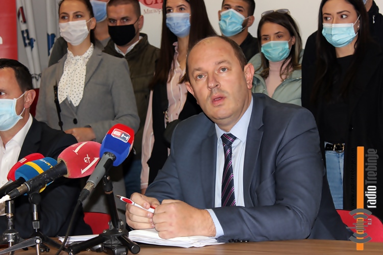 Петровић: Радници нису криви за Драшковићев политички неуспјех, СВЕ ЋЕМО УЧИНИТИ ДА ИХ ЗАШТИТИМО