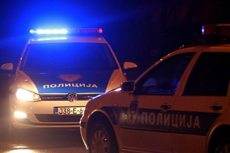 Саобраћајна незгода на путу Требиње-Љубиње, обустављен саобраћај