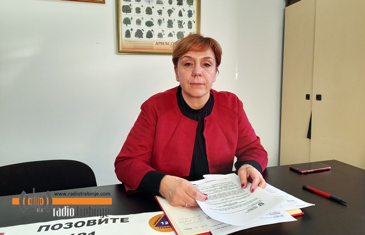 ivona stanisavic.jpg (128 KB)