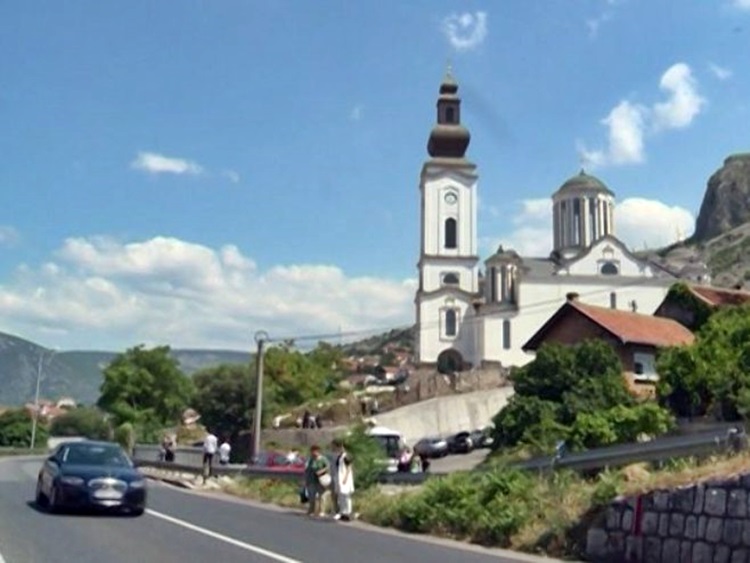 Духови - крсна слава Саборног храма Свете Тројице у Мостару