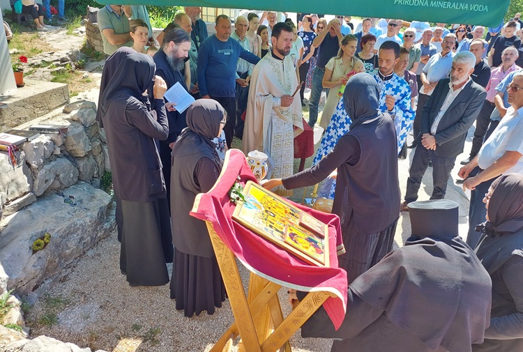 Литургија поводом страдања Срба из Корита и околних села