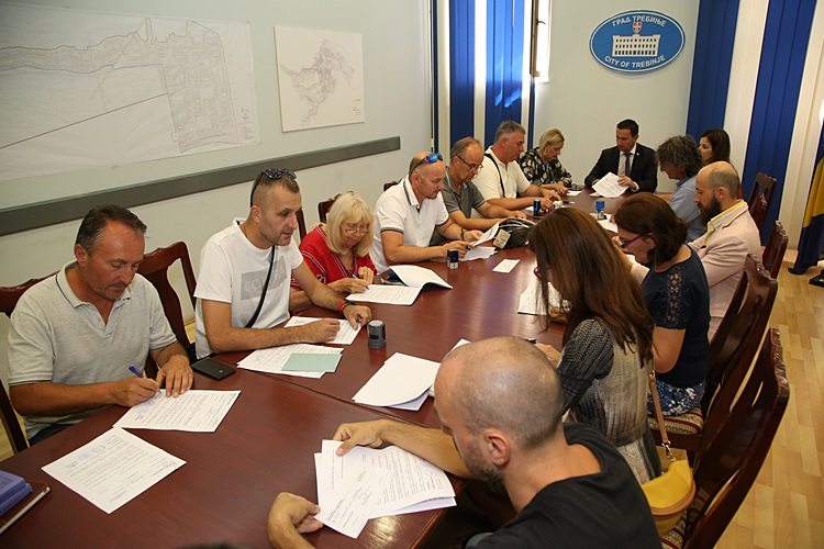 У Градској управи потписани уговори о финансирању 27 пројеката из области културе