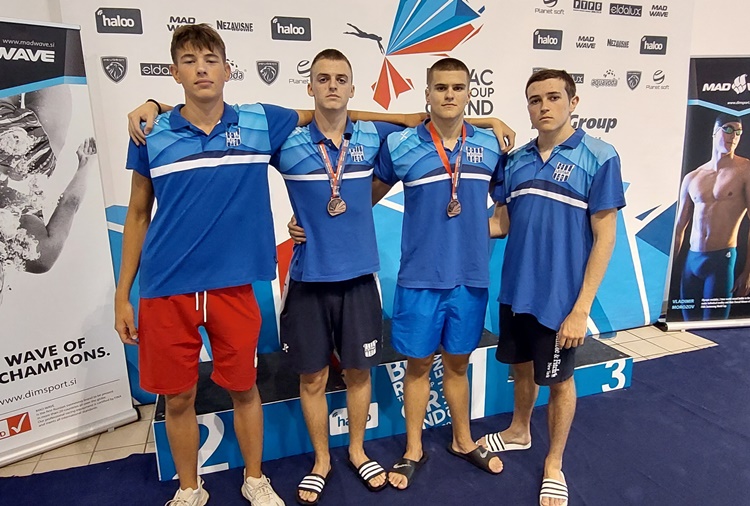 Plivači Jovan i Filip osvojili bronzane medalje u Banjaluci