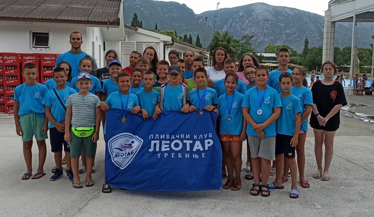 Пливачима ПК „Леотар“ једанаест медаља у Мостару