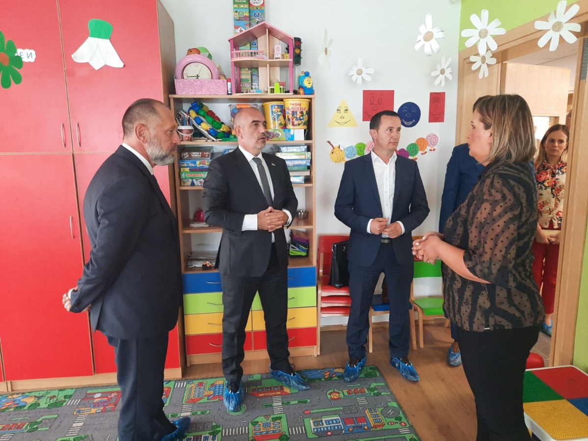 IMG-08cec5306fcea59946ca779fa0dea6cb-V-1536x1152.jpg (317 KB)