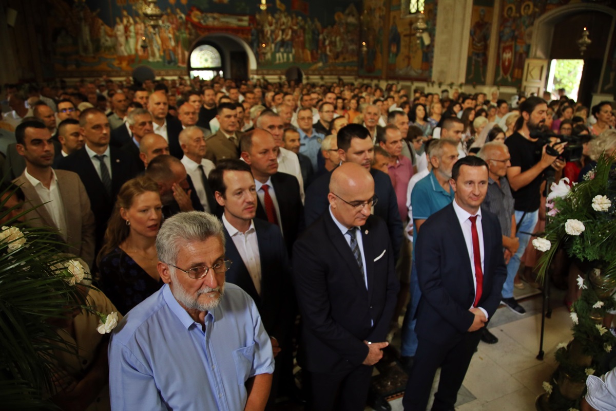 Светом литургијом почела прослава Светог Преображења - крсне славе Требиња