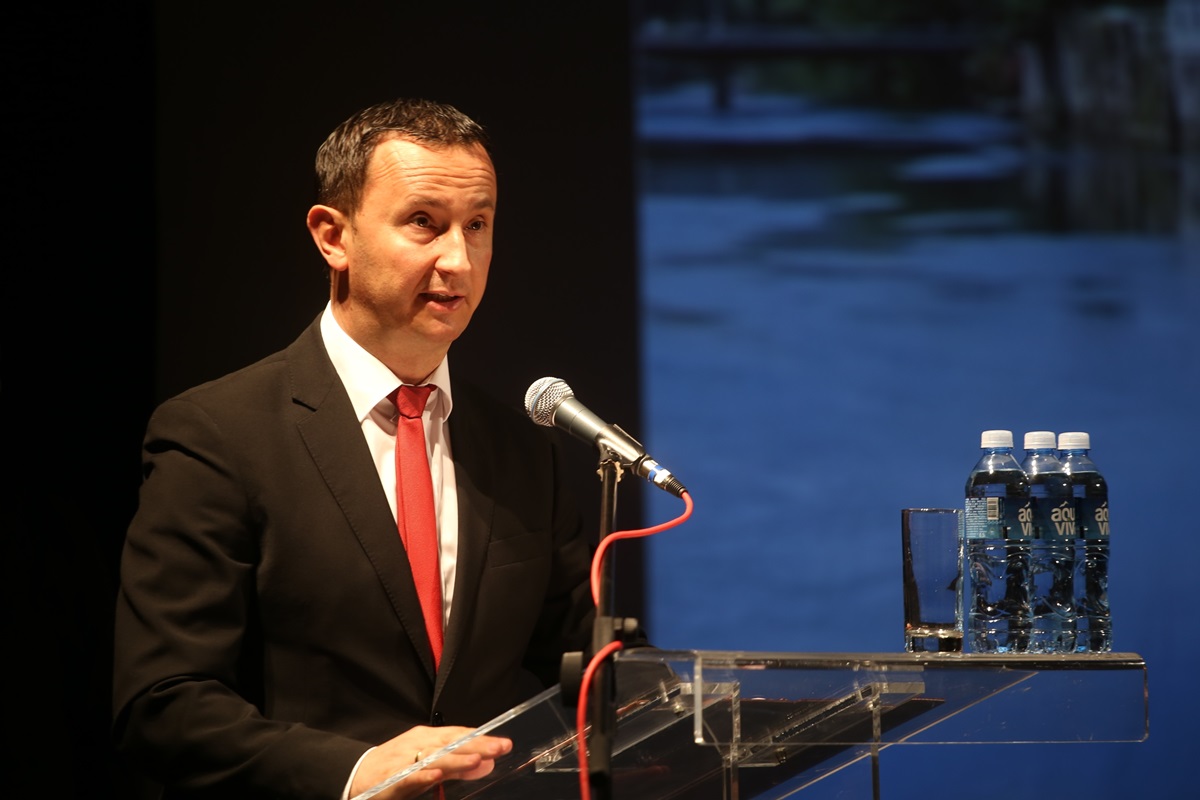IMG_7267_resized_20220825_114335889.JPG (139 KB)