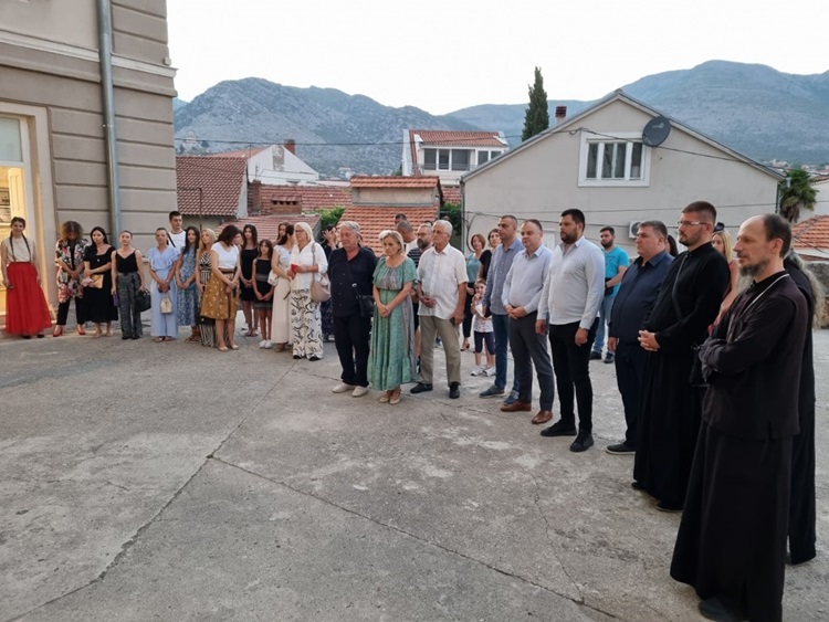 Izlozba prebilovci3.jpg (149 KB)