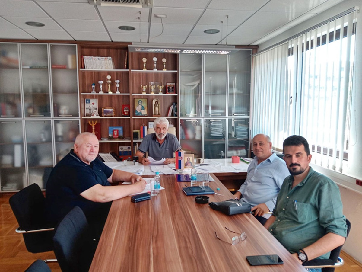 У Херцеговини потписани споразуми за помоћ страдалим од земљотреса вриједности преко 1,3 милиона КМ