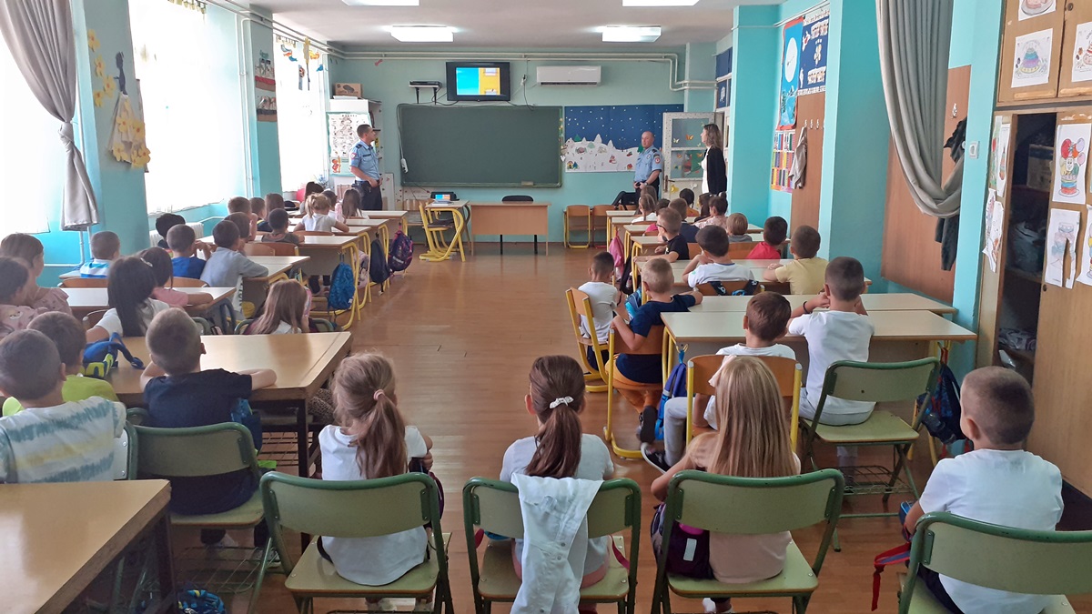 Првачићима одржано предавање о безбједности саобраћаја
