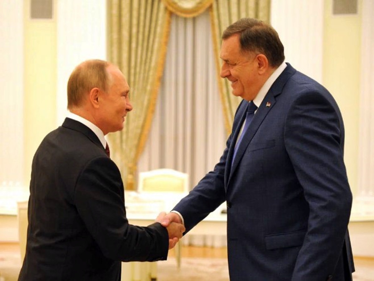 Putin poželio Dodiku uspjeh na izborima - to će jačati našu saradnju