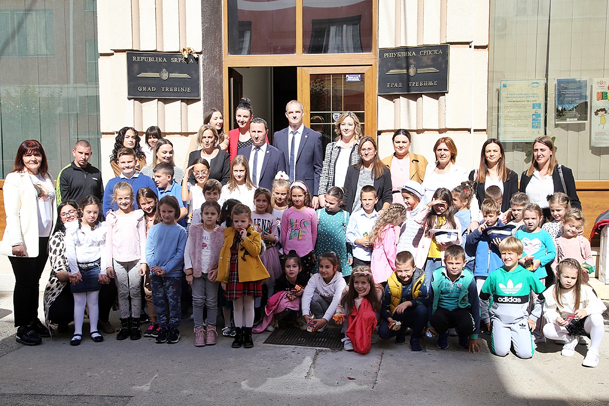 Дјечија недјеља: Малишани код градоначеника