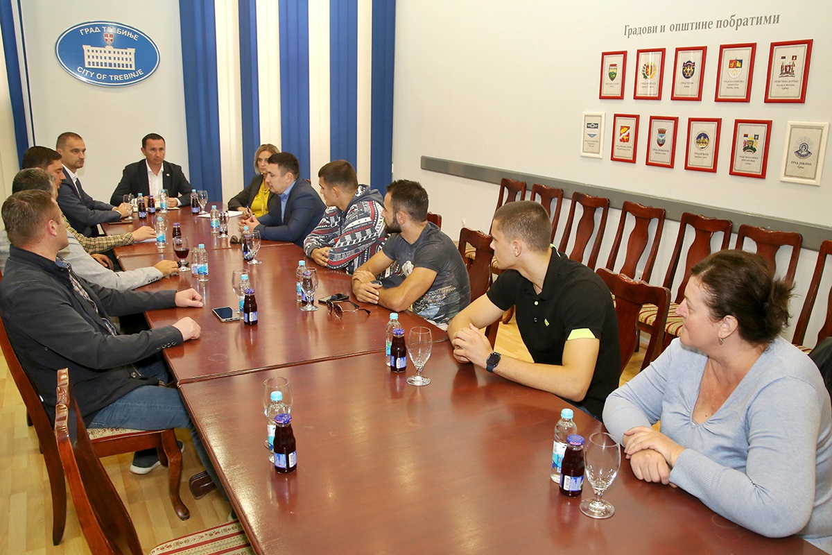 Ћурић: Ускоро јавни позив за стипендирање успјешних спортиста