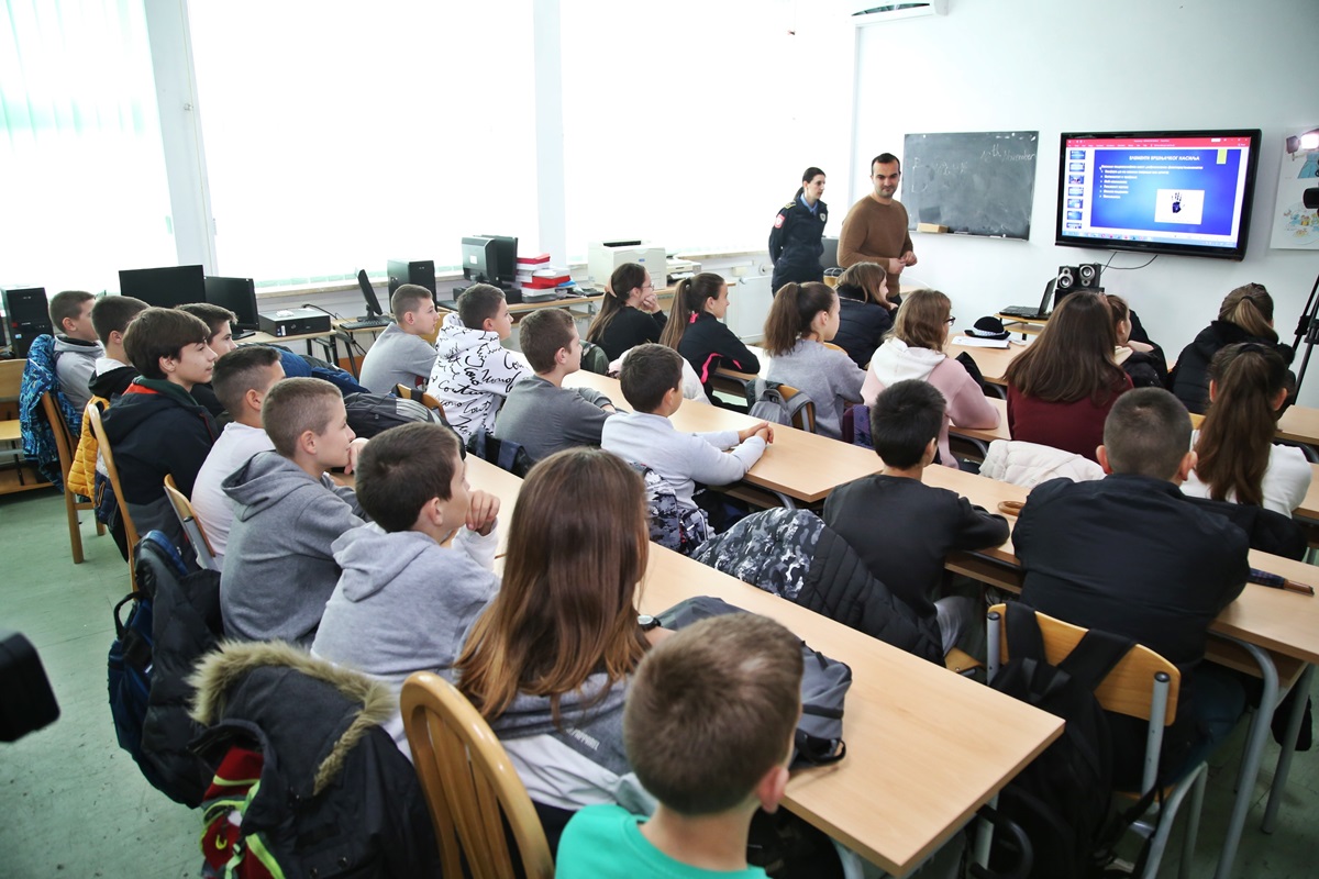 Ученици упознати о облицима и посљедицама вршњачког насиља