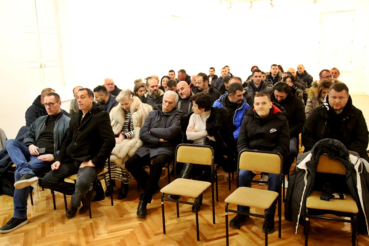 Приказан документарац о патњи и страдању руског становништва у Маријупољу