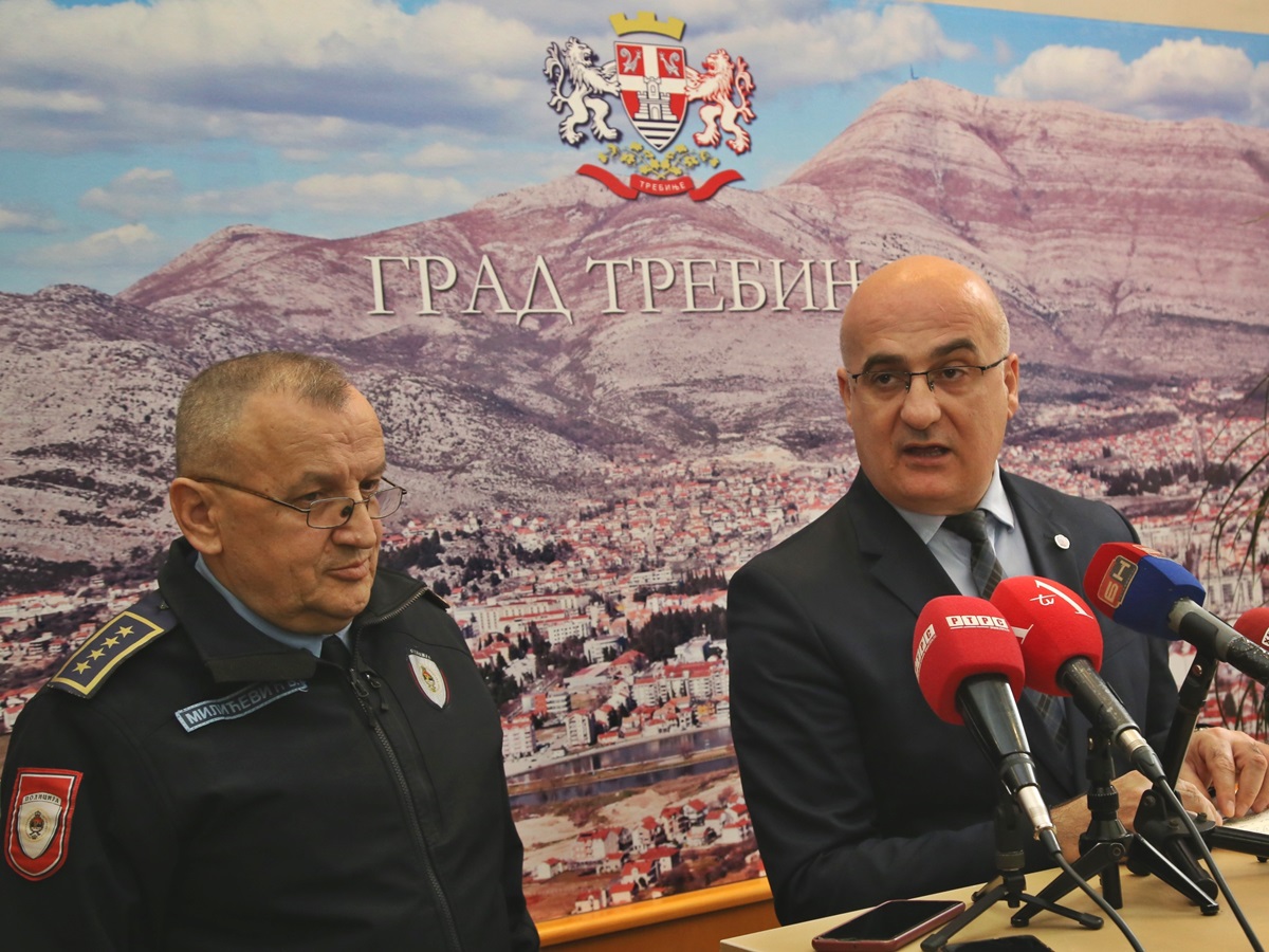 Форум безбједности апелује: За празнике без алкохолисаних возача, пиротехнике и оружја