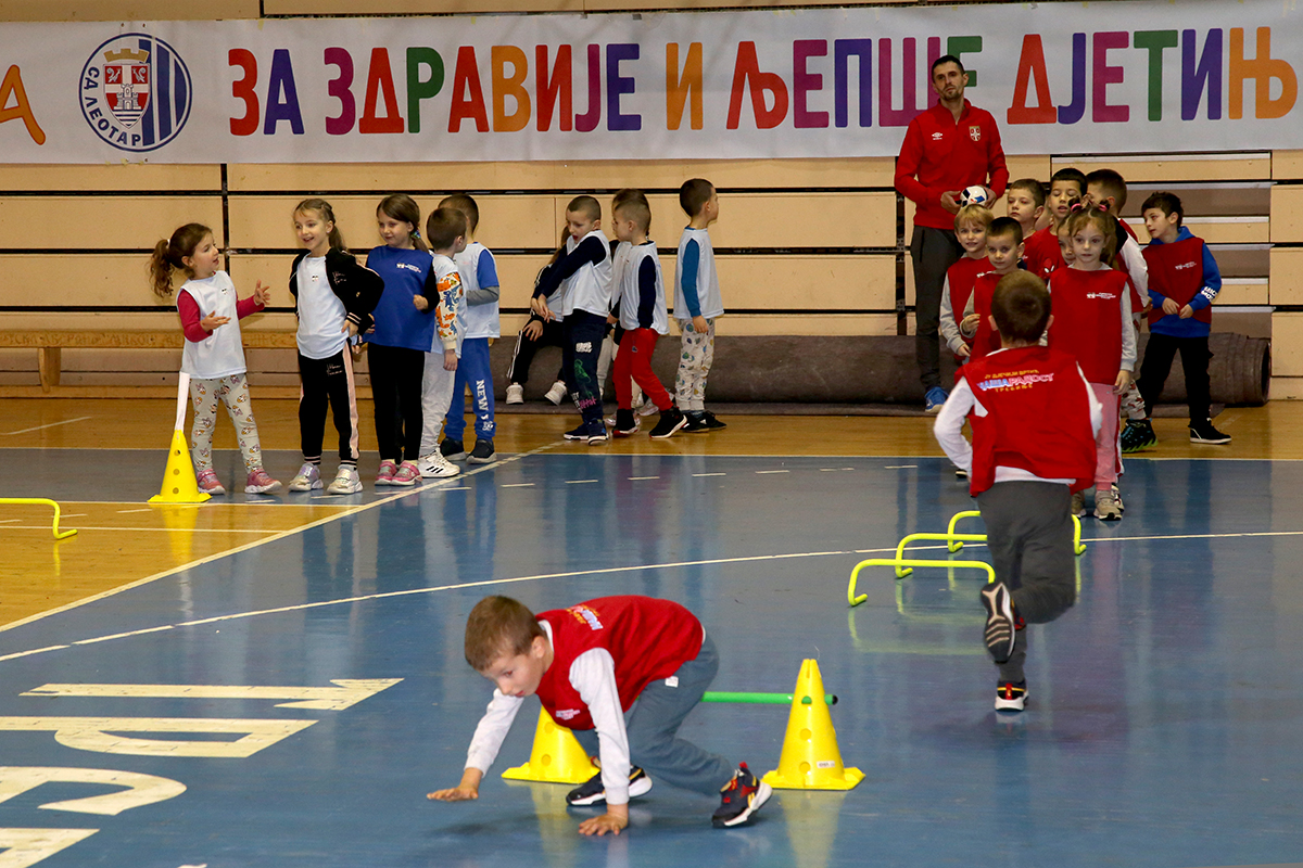 Skola sporta.jpg (881 KB)
