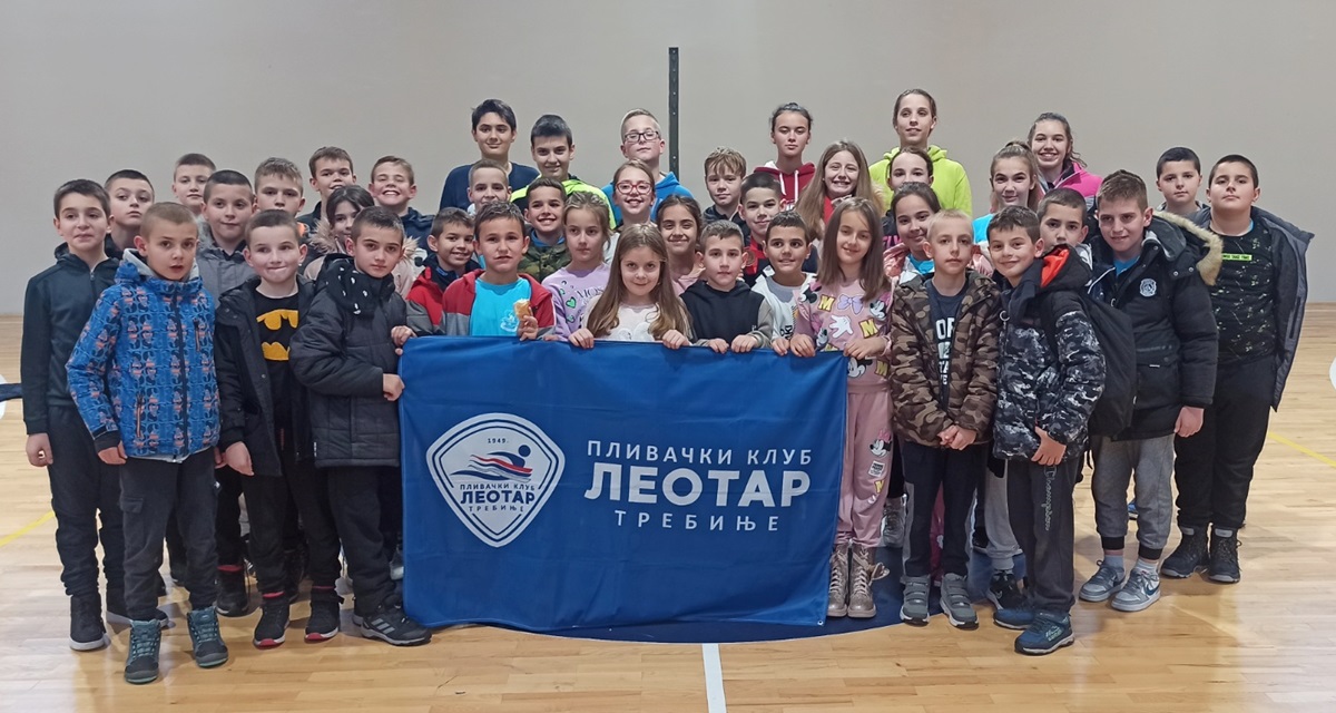 Два пехара и једанаест медаља за требињске пливаче на Божићном купу у Мостару