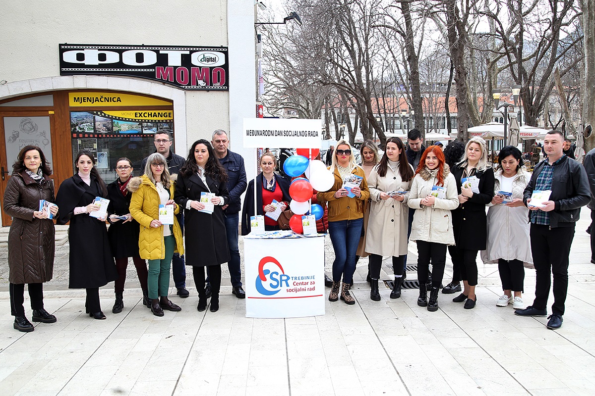 Na gradskom trgu obilježen Međunarodni dan socijalnog rada