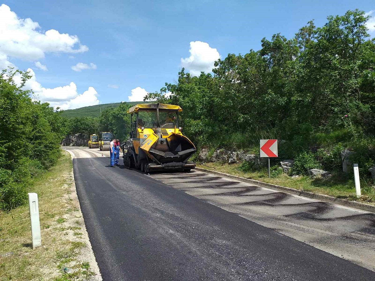 Почела санација магистралног пута Билећа-Требиње