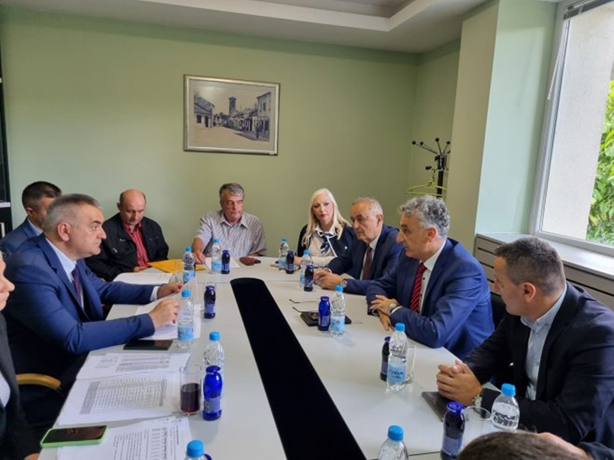 Минић: Предузете све мјере да се сузбија бруцелоза у Невесињу