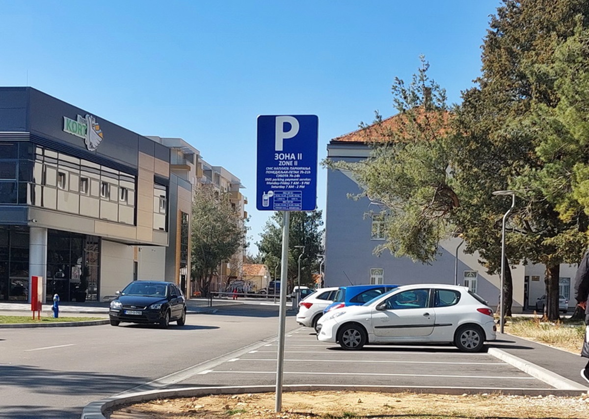kort-parking.jpg (346 KB)