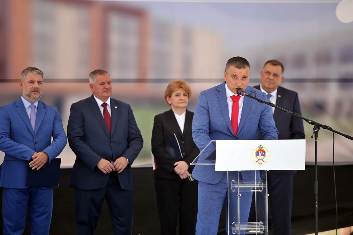 Ламбета: Немјерљив допринос Милорада Додика у реализацији пројекта