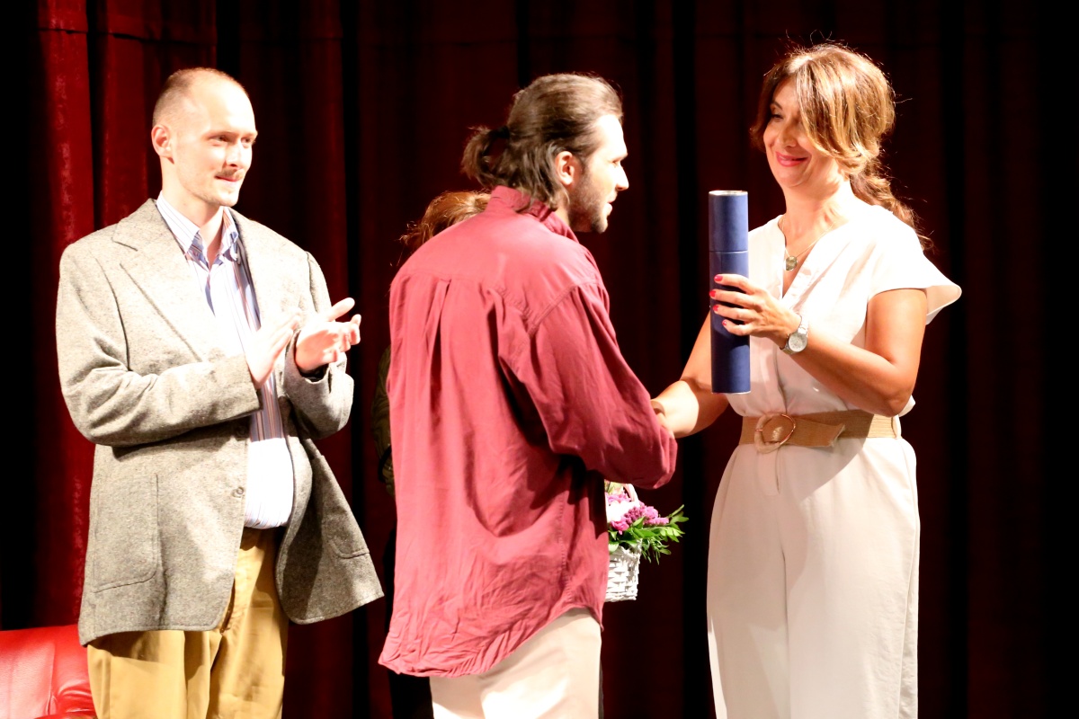 IMG_6734.JPG (251 KB)