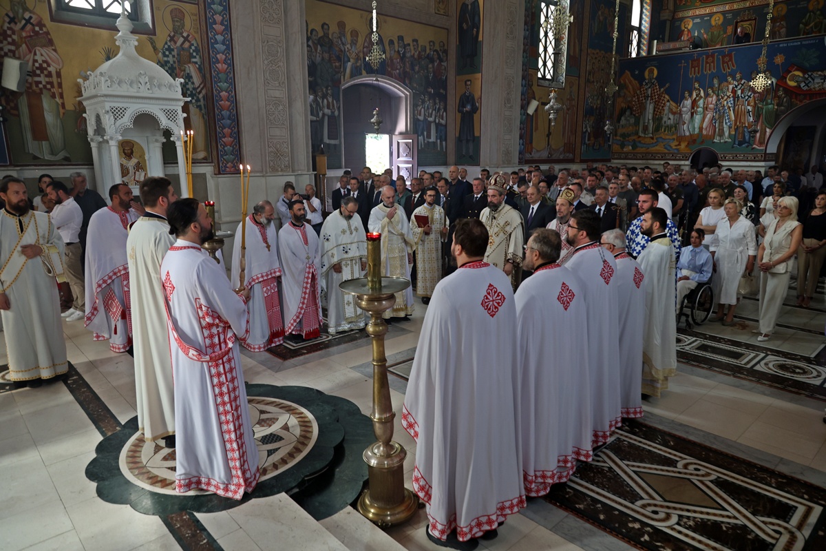 Почела прослава Видовдана, крсне славе Војске Републике Српске и Трећег пјешадијског Република Српска пука