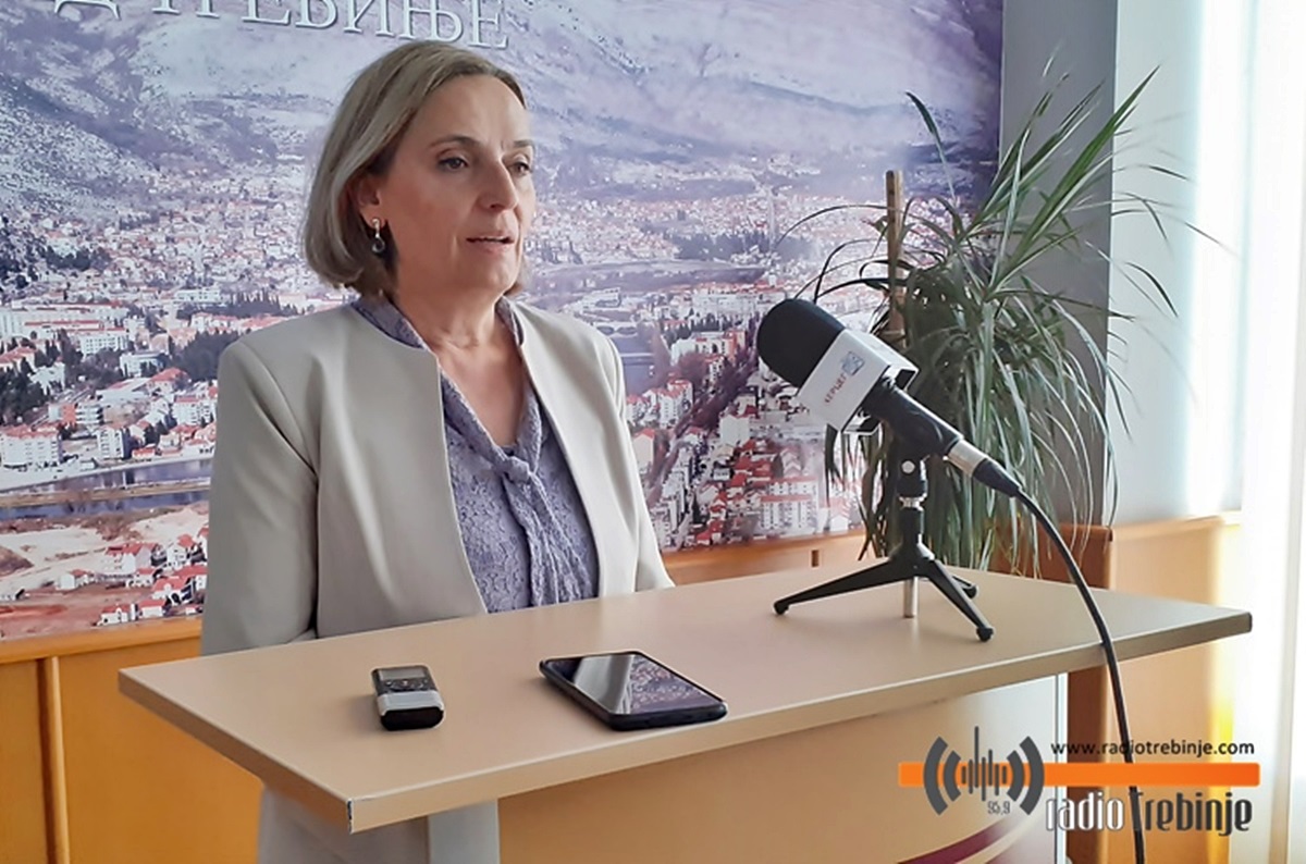 Скочајић: Указану част Пећке патријаршије желимо достојно да оправдамо