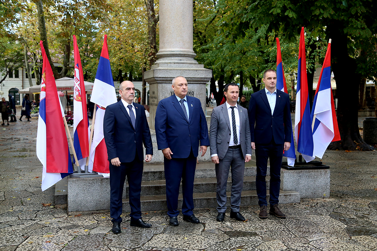 Полагањем вијенца обиљежен Дан примирја у Првом свјетском рату