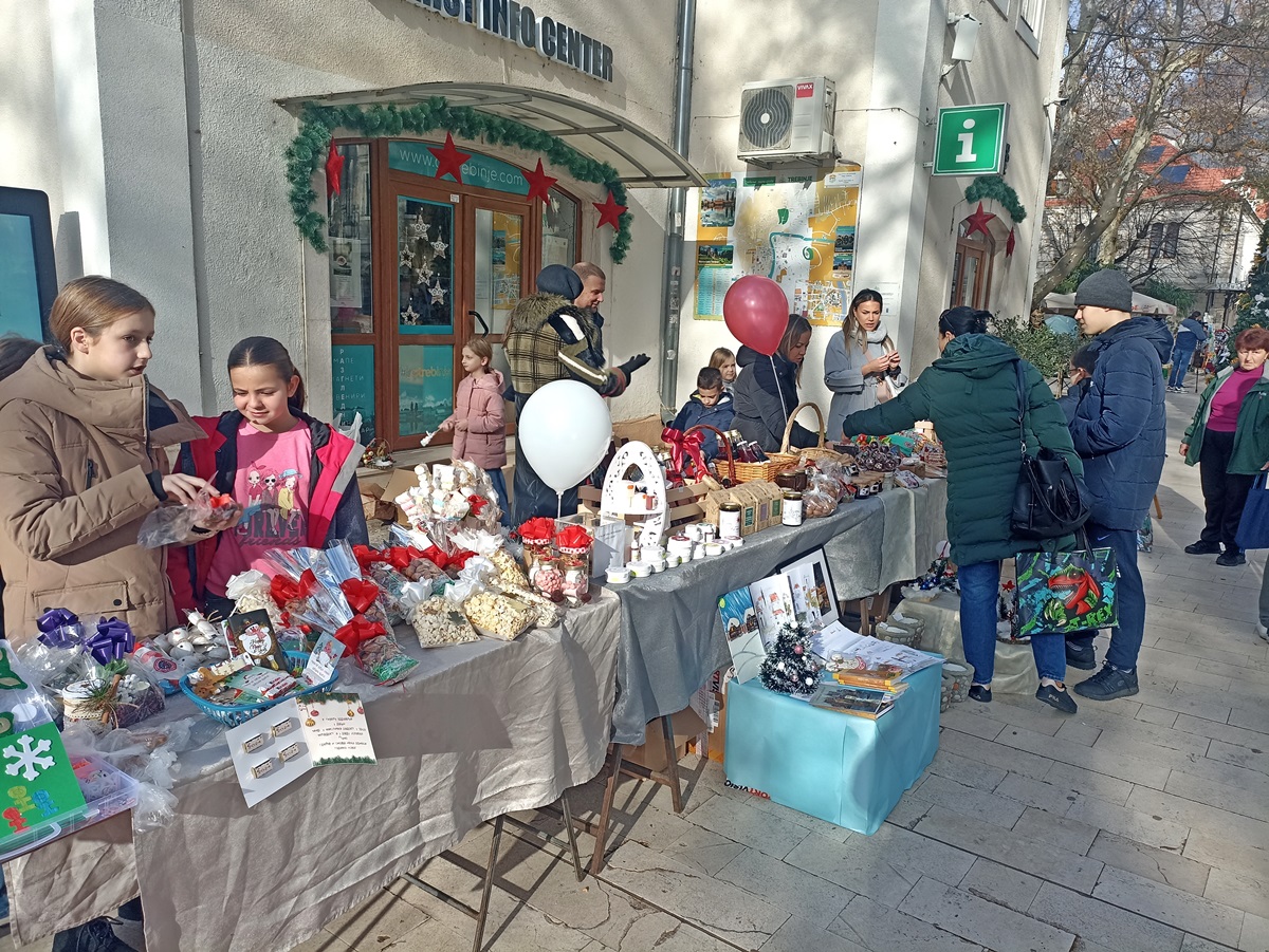 IMG_20231223_104225.jpg (536 KB)