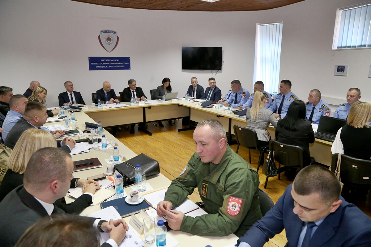 Kolegijum 1.jpg (302 KB)