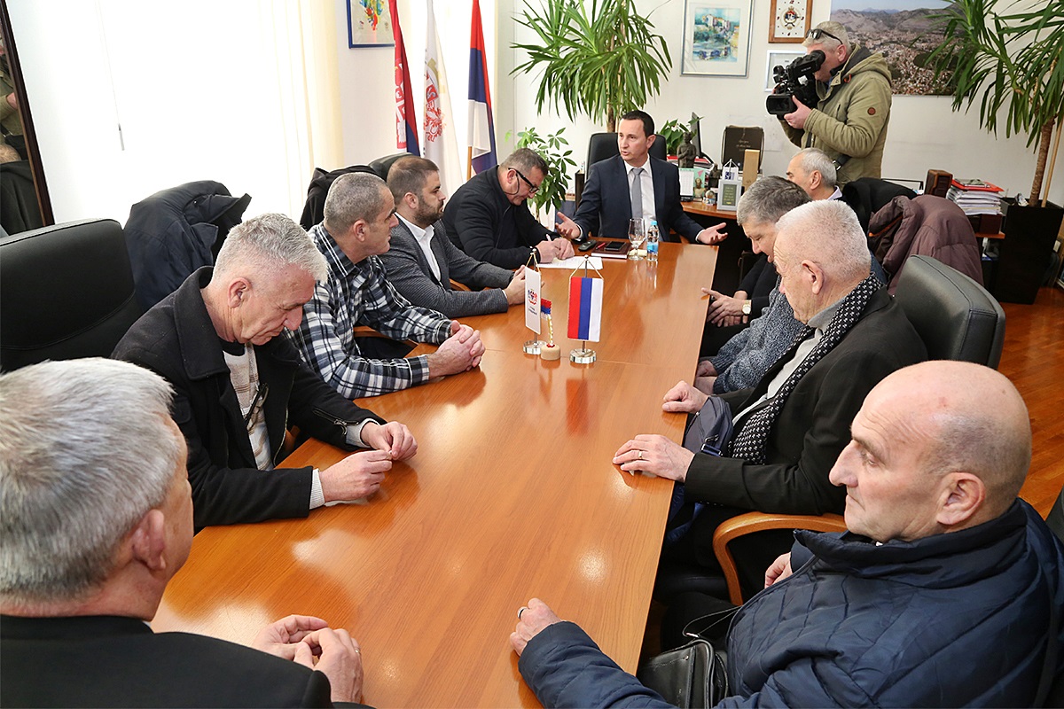 Ћурић организовао пријем за представнике удружења проистеклих из Одбрамбено-отаџбинског рата