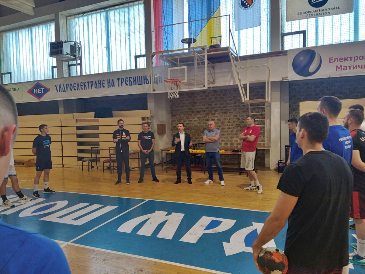 Ћурић пожелио срећу рукометашима пред полуфинале Купа БиХ