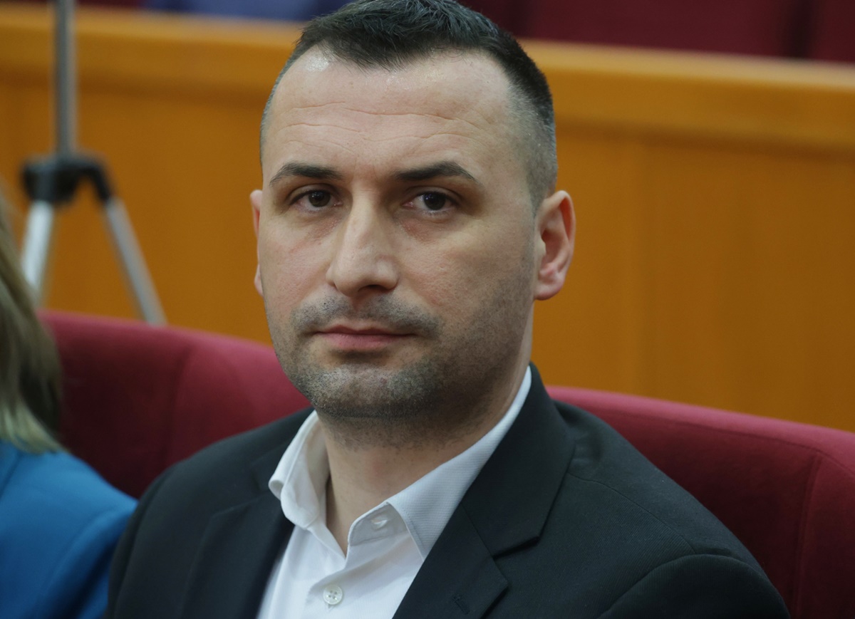 Томо Вујиновић изабран за в.д. секретара Скупштине града 