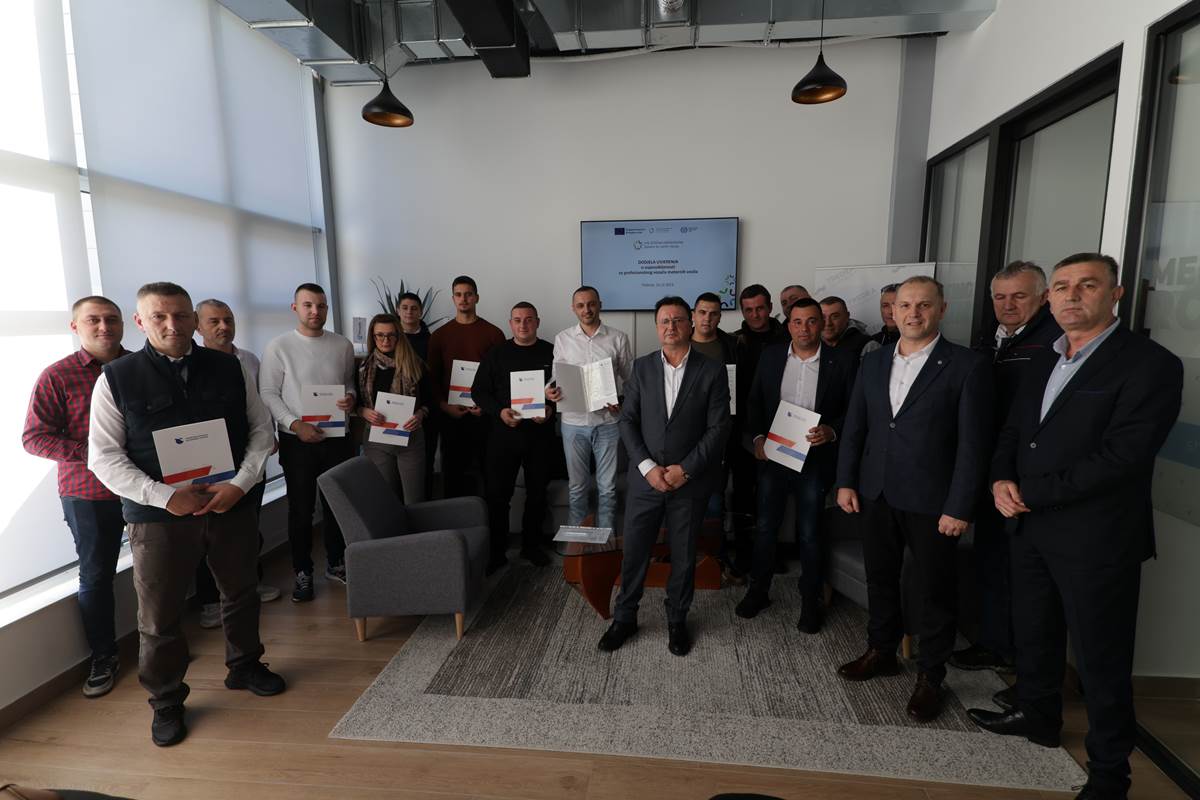Dodijeljena uvjerenja za profesionalne vozače
