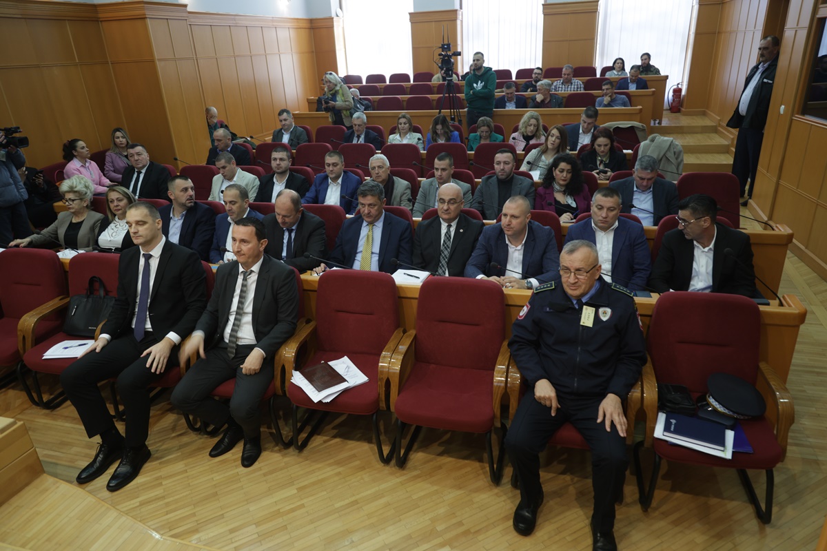 Spasoje Radović: Uskoro postavljanje kružnog toka na Ložioni i  u centru grada