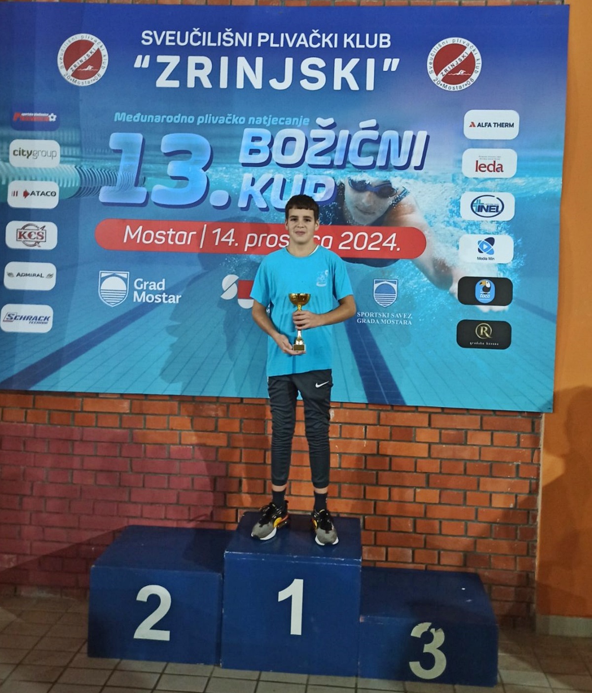 Slika 2.jpg (403 KB)