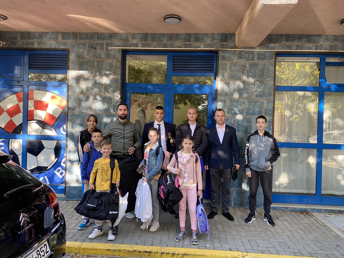 Девет медаља за требињске каратисте