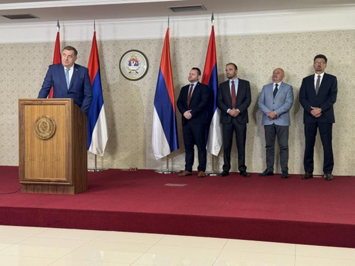 Одржано рочиште Додику и Лукићу, наредно 22. маја (ВИДЕО)