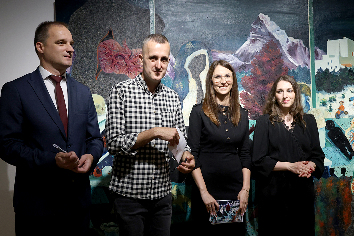 Kolonija 2.jpg (827 KB)