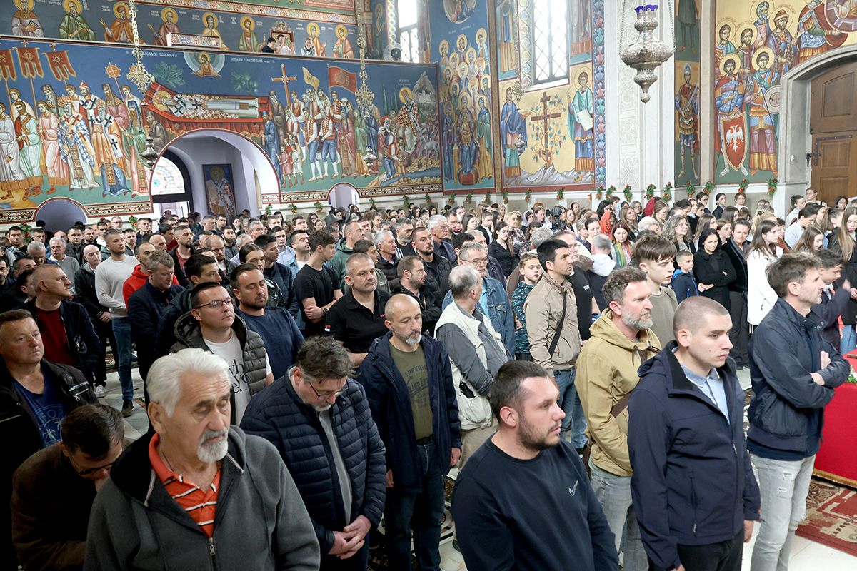 Vaskrs vecernja sluzba 1.jpg (1.07 MB)