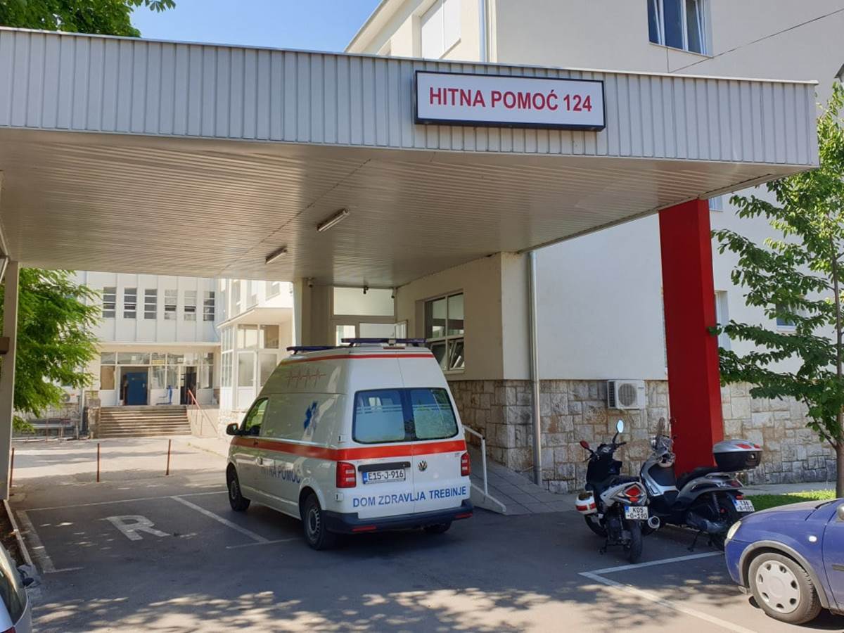 Пацијент физички напао раднике требињске хитне помоћи