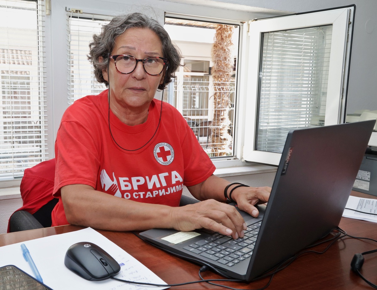 Настављен програм „Брига о старијима“