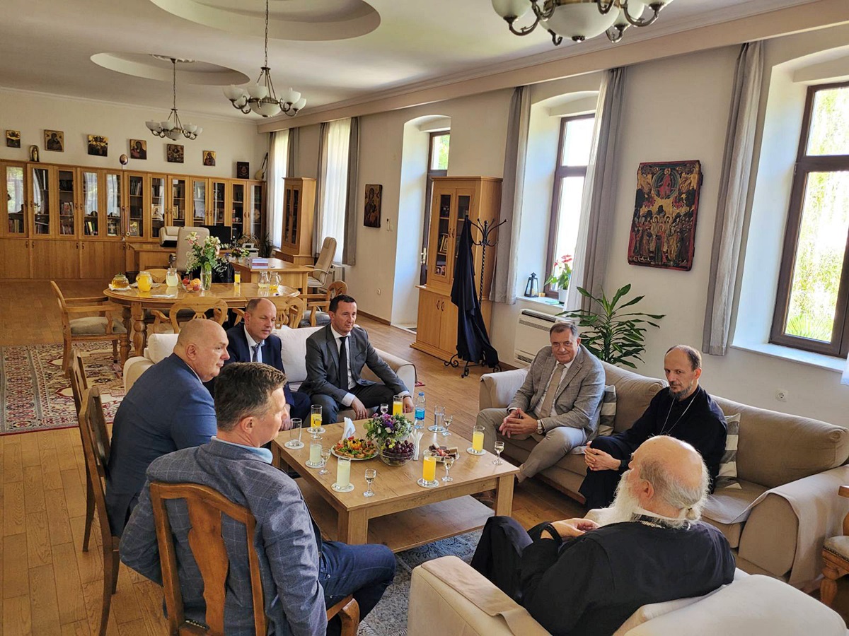Додик: Институције Српске и СПЦ имају одличан однос базиран на поштовању