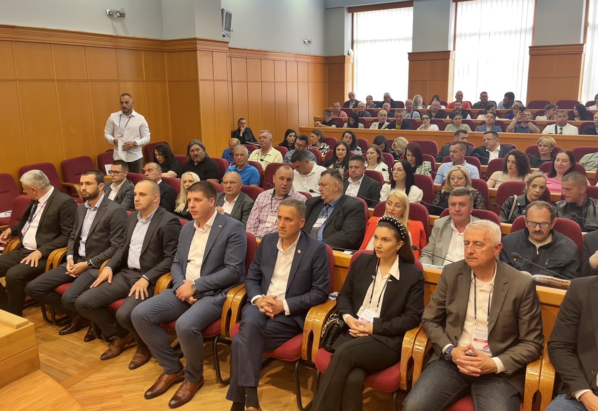 Ненад Кандић нови предсједник Градског одбора НДП Требиње