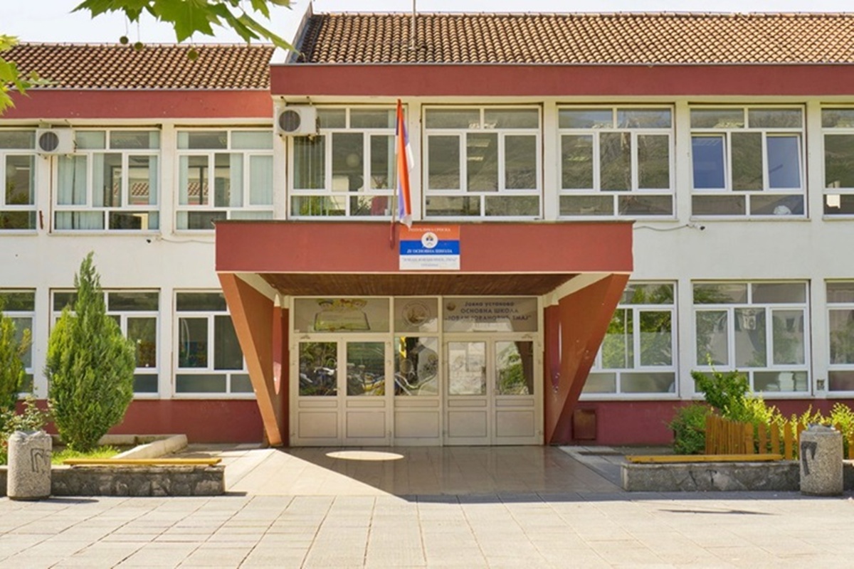 osnovna skola bregovi.jpg (298 KB)